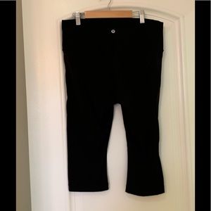 LuluLemon Crop Leggings 12 Black